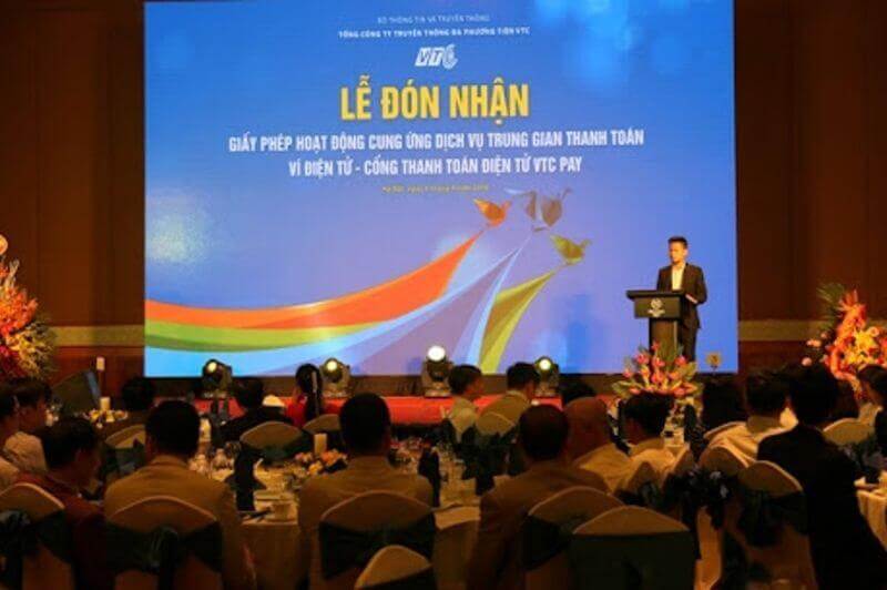hội thảo "WTO - cơ hội và thách thức cho công nghiệp công nghệ thông tin – truyền thông Việt Nam”