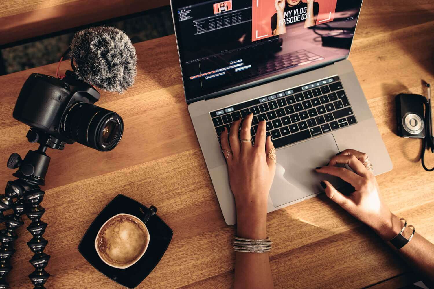Hình ảnh YouTube Short là gì? 5 Lý Do YouTube Short Tiềm Năng Không Kém TikTok 20 yotube short 1