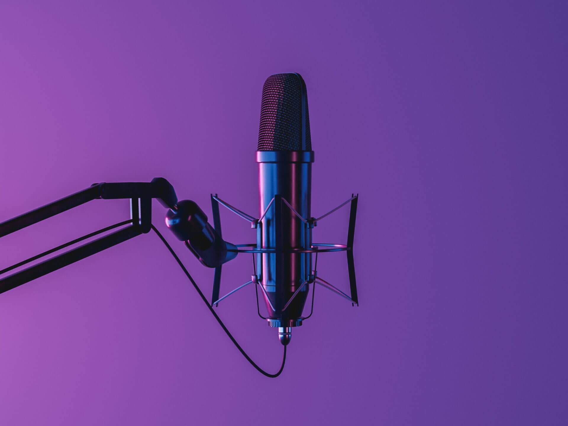 Podcast - công cụ vàng trong làng xu hướng Content Marketing 2023