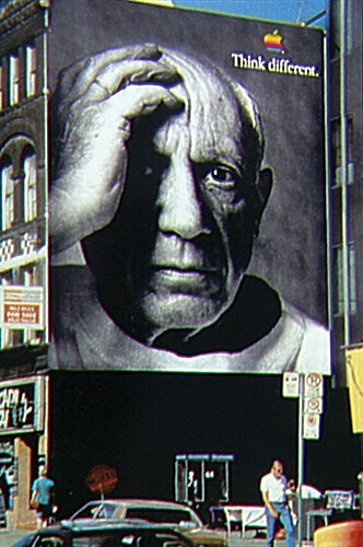 Hình ảnh Phân Tích Chiến Dịch "Think Different" Của Apple: Sáng Tạo và Khác Biệt Để Tạo Dựng Thương Hiệu Mạnh Mẽ 12 case-study-think-different-apple (4)